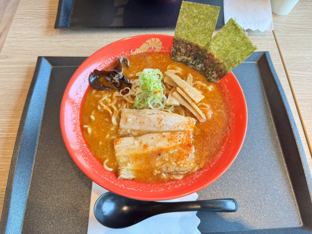 Bo2Mk1Wj8's tweet photo. 2026.07.27のランチは「元祖海老そば 縁や 釧路空港店」で焦がし味噌ラーメンを美味しくいただきました！
#ラーメン #元祖海老そば https://t.co/eebTWivrVS
