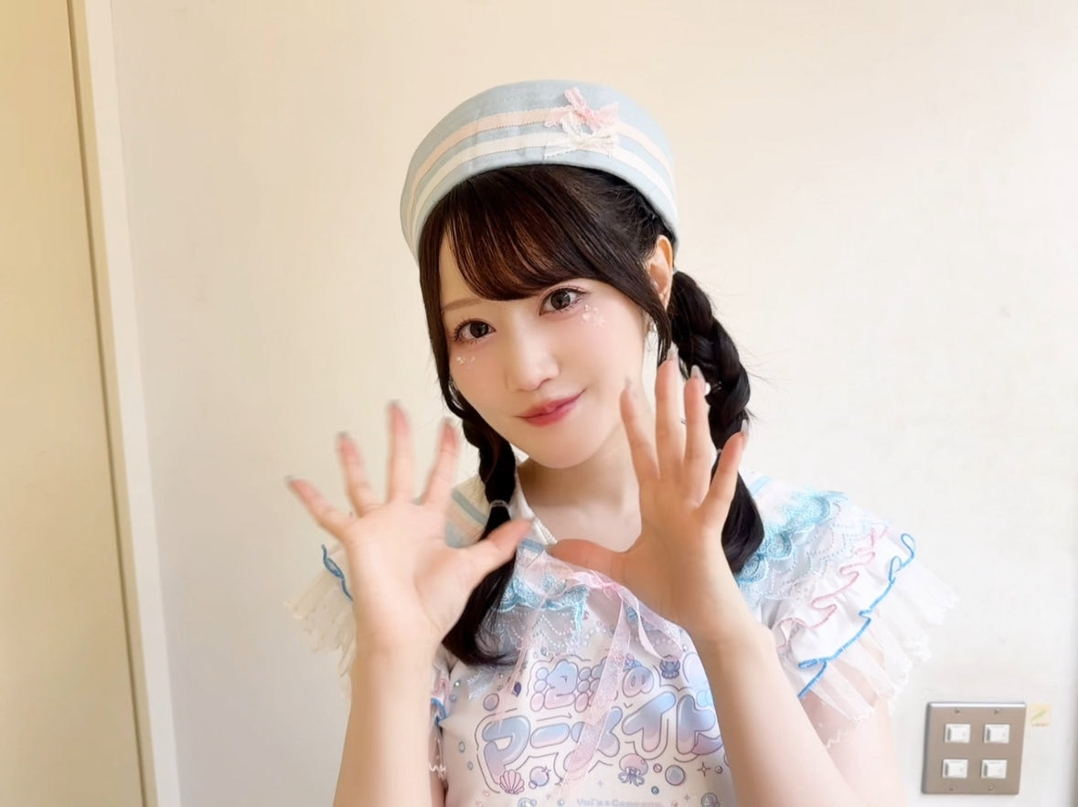 OY_A_Official's tweet photo. ＼🌸#ゆいこむ “MOVIE”🌸／

#小倉唯 オフィシャルファンクラブ
Yui‘s＊company.の
社員限定コンテンツ「MOVIE」を
昨日更新しています𖤐˒˒
ぜひ、チェックしてください✅✨

▶7月26日（日） Yui's＊Company. LIVE TOUR 2026 SUMMER ～泡沫のマーメイド♡～in京都劇場のゆい社長♡

✿ 詳細はこちら ✿
https://t.co/6tZ2HsO2b8

※音声に乱れ・聞き取りづらい箇所がございます。あらかじめご了承ください。