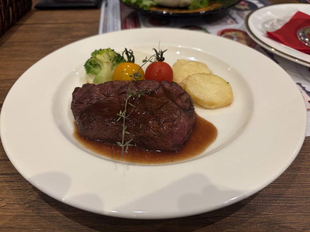 Ieee802N's tweet photo. 久々のエオカフェ！ https://t.co/6PeCcgdLwH