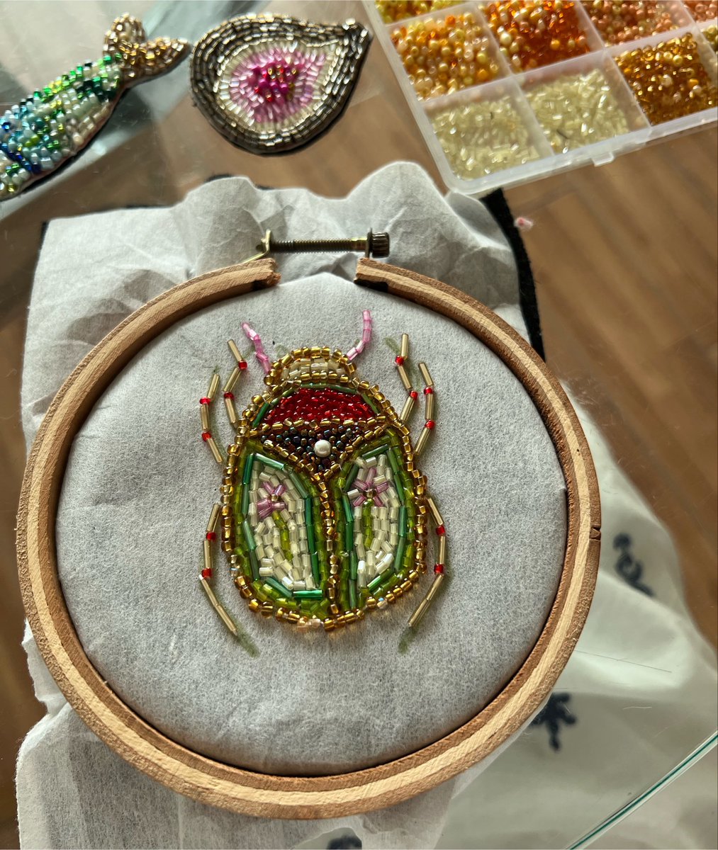 rosyy_8's tweet photo. On Sunday I made a beetle with beads https://t.co/FQEKx8xDIw