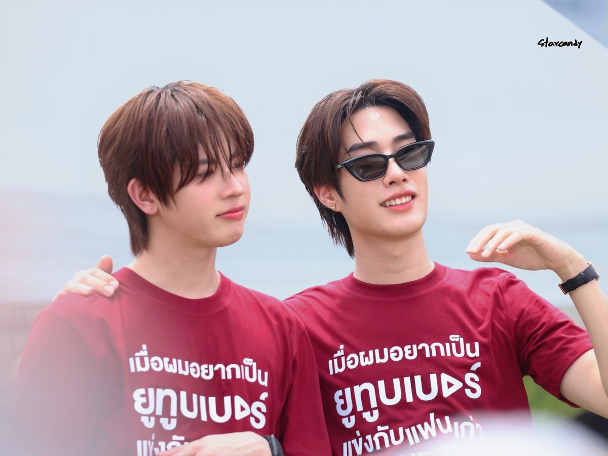 yystarcandy's tweet photo. พี่เติ้ลหล่อมากกกกอน้องเฟิร์สก็น่ารักมากกกก ส่วนชั้นมีความสุขมากกกก แม้จะร้อนมากๆ 😭😭😭😭😭

YourTuber Worship
#บวงสรวงYourTuber 

#TleFirstone #เติ้ลเฟิร์สวัน 
#TLE_mtm #Firstone https://t.co/Nv78F2CaxM