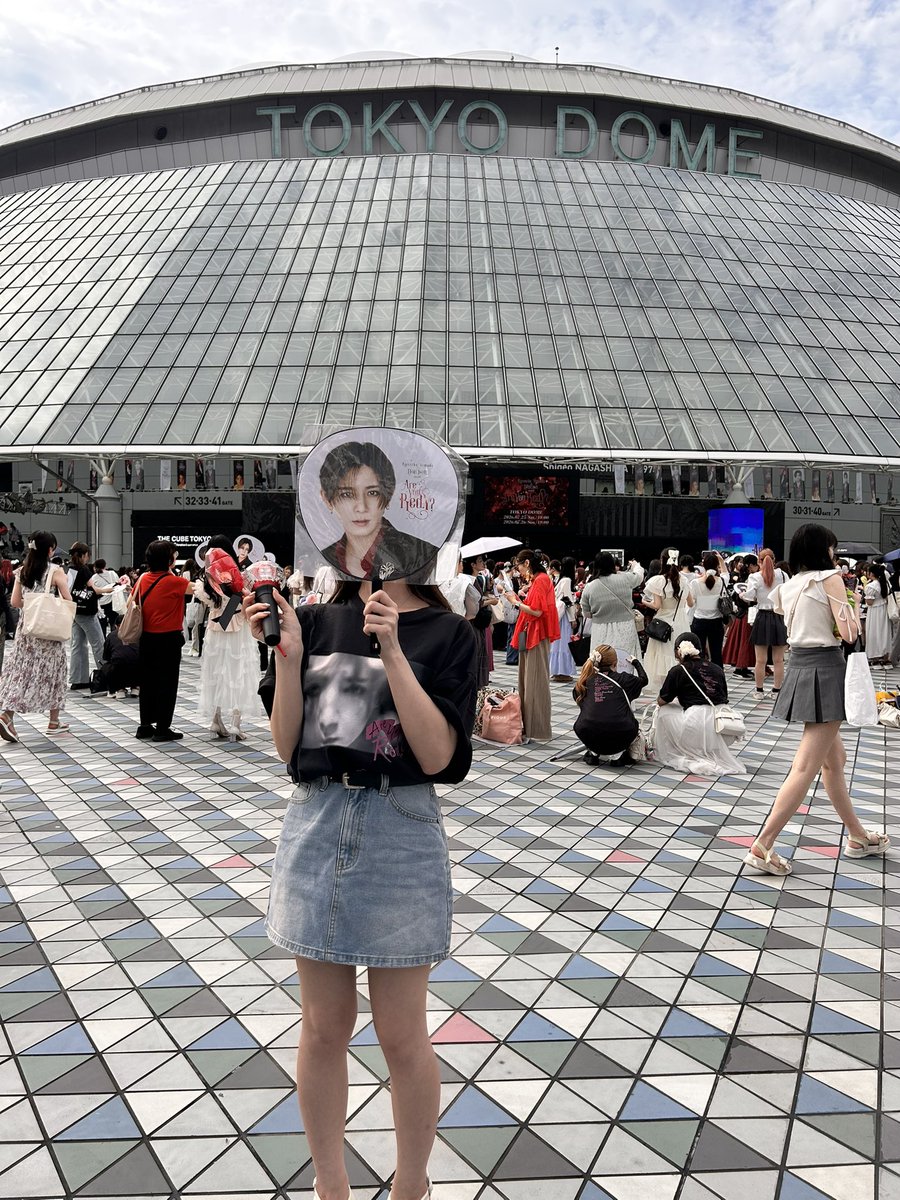 m____ryo115's tweet photo. 帰ってから永遠に曲聴いてる😭
 #りょうすけと東京ドーム 
 #AreYouRedY   #山田涼介 
 #RyosukeYamada https://t.co/l1mWfpI7ZG