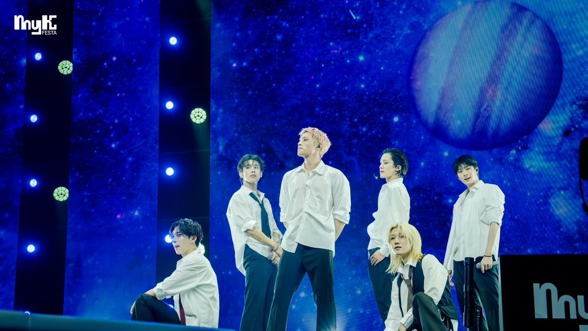 myk_festa's tweet photo. [2026 MyK FESTA 하이라이트✨]

K-Culture의 새로운 흐름을 보여준 K-POP 아티스트들의 무대!
#트레저 #피원하모니 #트리플에스 #라이즈 #이븐 #하츠투하츠가 함께한
#MyKLive 무대를 사진으로 만나보세요! 📸✨

------------------

[2026 MyK FESTA Highlights✨]

Relive the spectacular performances of K-POP artists who showcased the new wave of K-Culture!

Check out the unforgettable stages of #TREASURE #P1Harmony #tripleS #RIIZE #EVNNE #Hearts2Hearts 
at #MyKLive through these stunning photos! 📸✨

#마이케이페스타 #마케페 #문화산업 #축제 #케이팝 #MyKFESTA #Cultureindustry #Festival #KPOP #MyKLive