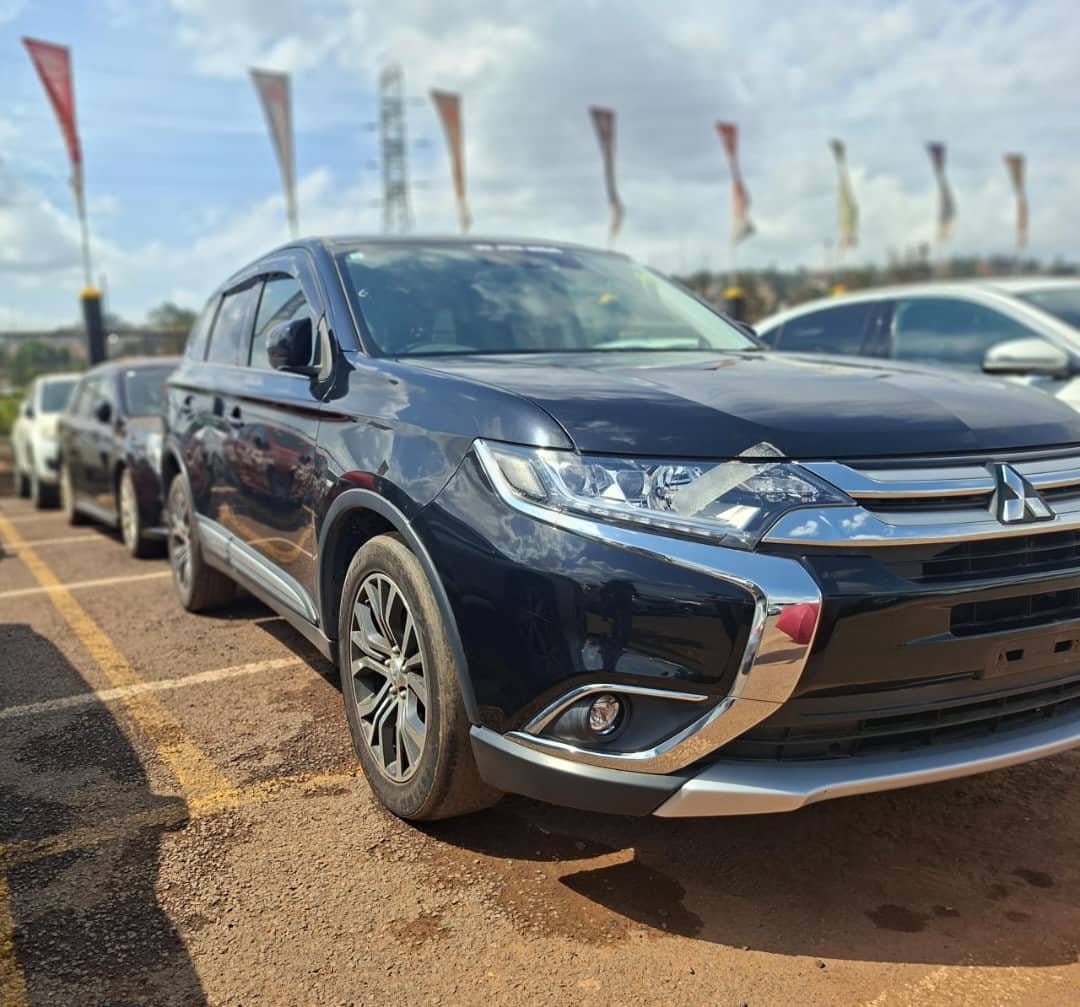 DokitaSharon's tweet photo. Hello, kindly like my post/repost, my client could be on your wall. 
Thank you. 💕 
WE IMPORT TOO
 0775721536/ 0701928170 or Call WhatsApp 
Landcruiser LC200 at 348m
Mercedes Benz GLE 4matic 400d 2018 model at 250m
Mitsubish Outlander 2017 model at 63m
Lexus RX450T at 150m
Toyota Fielder at 38m 2012 
Toyota Noah (2011-2012): 40-44.8M
Wish 2011-2012 model at 33-35m 
Rumion 2010-2012 model at 32-36.5m
Toyota Vanguard at 55-58.5m 2011-2012 model
Impreza 2012-2016 at 32.5-37m
Probox at 36-38m 2017 model
Subaru Outback 2011 36.5model, 2016 model at 49.5m 
Subaru Forester model 2011 at 39.5m ,2012 at 43.5m, 2014 at 47.5m, 2015 at 50m  2016 at 57.5m 
Passo sette at 31.5m
Toyota Alphard 2011-2012 model at 37m 
Nissan Xtrail (2011-2012 36-39m
Rangerover 2020 model at 260m diesel 3.0cc
Mitsubish Pajero at 73m
Toyota Hilux Automatic Transmission 4wd 2021 model at 180m
0775721536 / +256701928170