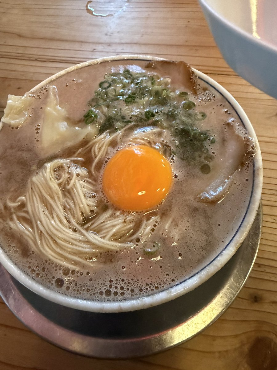 neko36neko's tweet photo. だるま https://t.co/dXG6uIl0Yr