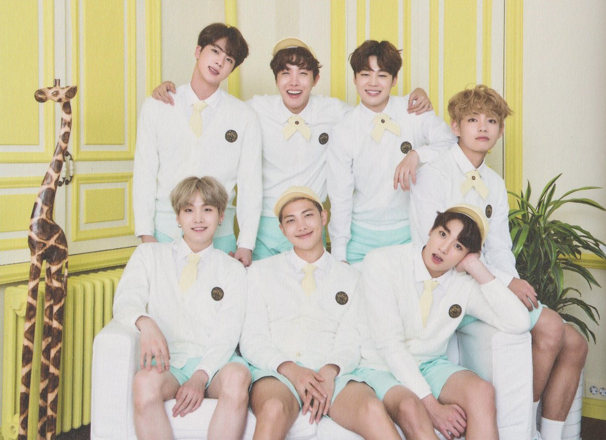btsfancafe__twt's tweet photo. [scan] BTS 3rd ARMY Membership Kit - Interview  

#BTS #방탄소년단 https://t.co/1HxkuNK7Vn