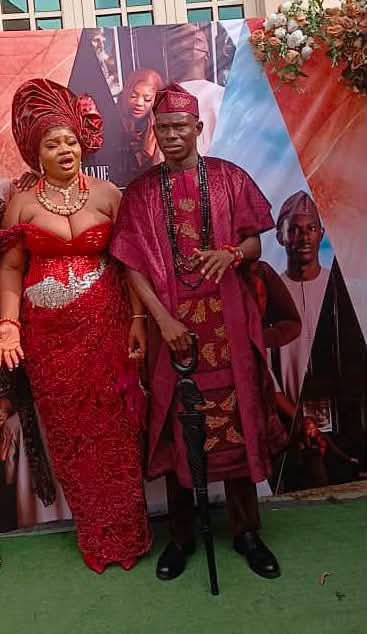 DanielofTruth's tweet photo. Geh Geh seems like the Nigerian version of Andrew Tate. He appears to focus on men’s issues and encourages men not to be “simps.” 

He didn't ask you guys not to get married, he only thinks men should only get married if they find a woman who is worth marrying 

But as always some people can't completely think for themselves