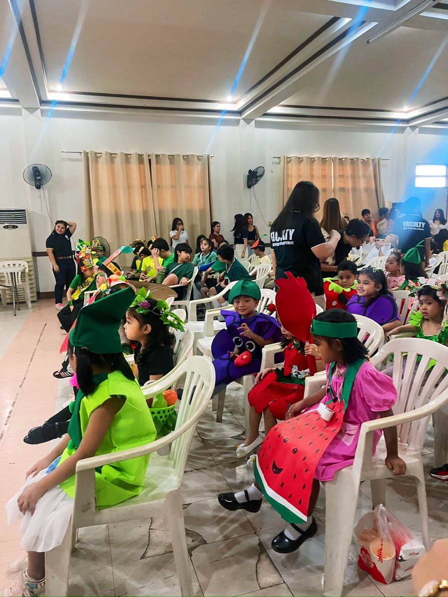 heyitsmemjj's tweet photo. Nutrition Month Celebration 🍇 Strong bodies, bright minds, and happy hearts start with good nutrition! https://t.co/9P8BOcVRkQ