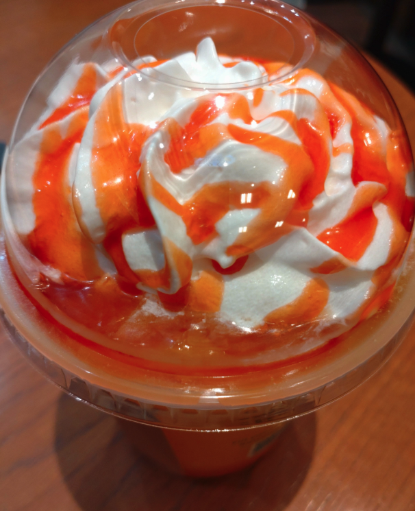 kutsalgursoy's tweet photo. ついにスタバのマンゴー飲めた˖ . ݁𝜗𝜚. ݁₊ https://t.co/MPLiXaw0Vj