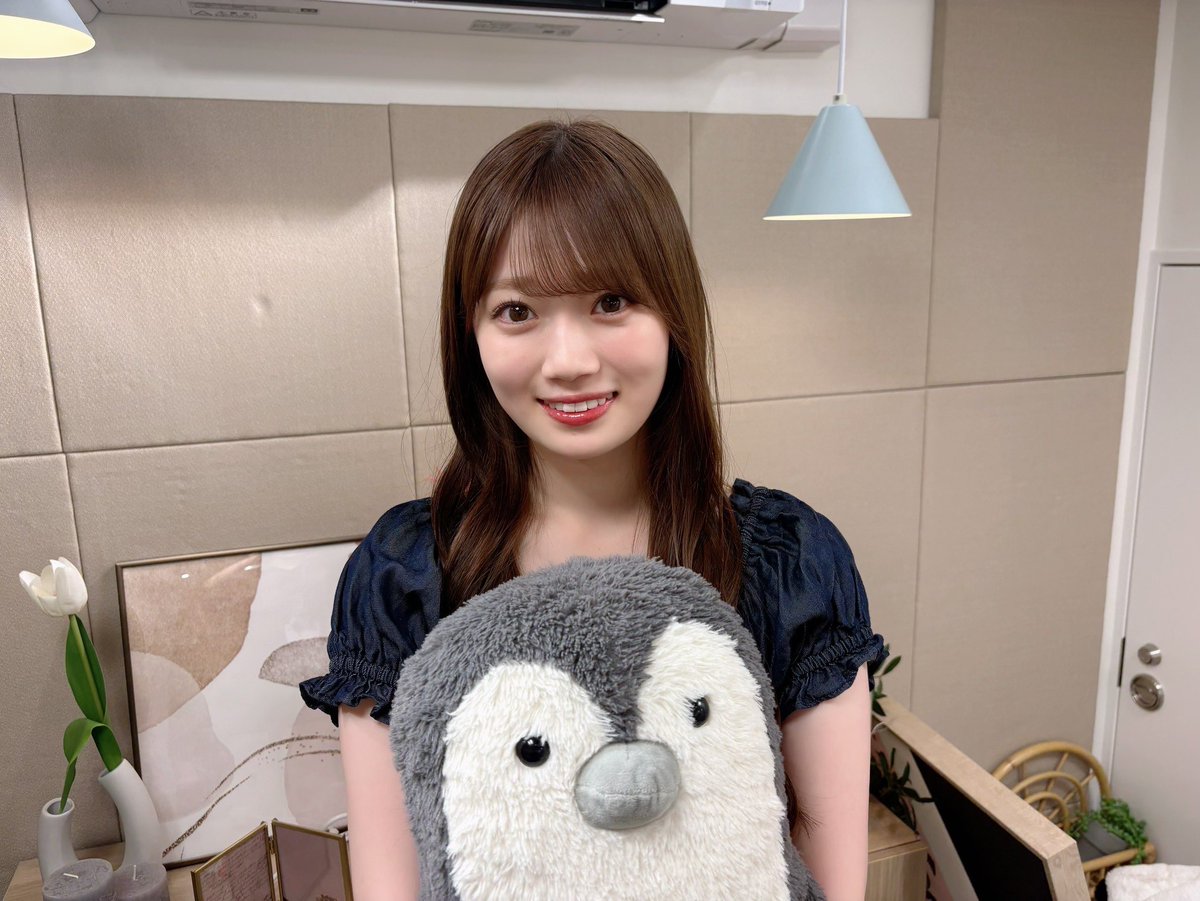 nogizaka46's tweet photo. 本日7月27日(月)17:15頃～、 #SHOWROOM 「#のぎおび」に #愛宕心響 が出演します🙌🏼

皆さま、ぜひご覧ください❣️

https://t.co/IUmpWQb5nU

#乃木坂46 https://t.co/plg0OYGsZb