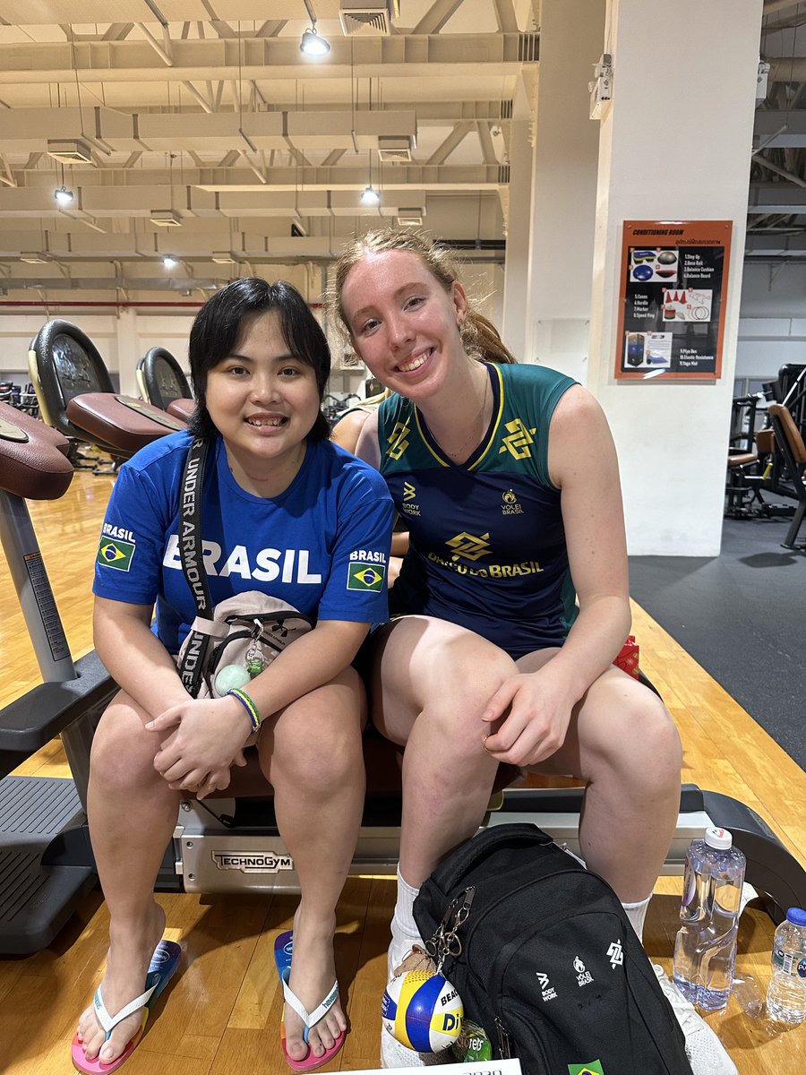 vballstar0708's tweet photo. A throwback photo with Julia B. in 2023, after their weights training. I was able to had a chance to have a chat with Julia while we were waiting for the rest of the girls. We talked about her journey from Brusque to Georgia Tech and in the Seleção. 

Julia even shared to me her vision as a person as I said i’ve been following her journey from the first time she was been called up in the NT and told her how she was so brave enough to skip the early call ups for her to turn pro at the age of 18 and instead choosing to study at Georgia Tech University while being a student-athlete and taking Physics as a major degree.

Because for her, volleyball wont be there for life, there will be a time you will be hanging up your knee pads and shoes to face life outside volleyball and I praised her for that maturity in life’s decision.

We also talked about Mari Brambilla and I even said to Julia I was even surprise not seeing Mari being called up for the NT because I can see the potential on her as I was also following Mari during her stint at GTU and dang, that girl can play ball and fly high explosive shots and she also wished to see Mari performs for the team too because she and Mari were best of friends especially they both studied and played for GTU.

Anyway, I’m thankful to Julia for sharing a conversation with me and she’s absolutely a very lovely person inside and out. And it absolutely hurts me the most seeing the bashing she receives from some other people here just because they lost in the finals and totally disregarding all the work they did and in just 1 defeat all of it was been thrown over the window.

.Our girls deserved the gold, but getting into that position isnt an easy task. Forming a champion team takes years to find the right combination, and above all, the proper investment by the national federation is a must, no ifs no buts. We cannot compete with other teams  who spends thousands of dollars if not even a million investing to their national team. 

And let’s accept the fact that Brazilian Superliga is starting to become obsolete due to lack of funding from our own federation. We need to give incentives for the local clubs to stimuli again the interest from high calibre foreign players to play for Superliga and to help those clubs who dont really get enough financial support to run the club and to hire high calibre players to increase the competitiveness with our own local players in Brasil Superliga.