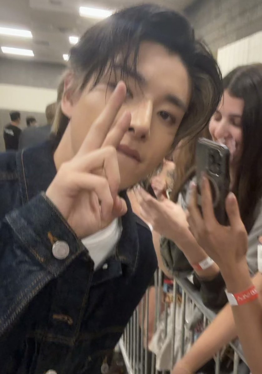 onlyonejaeyun's tweet photo. oh jaeyun 🫦😚✌🏻
#JAKE #제이크 https://t.co/JrjaSlEvut