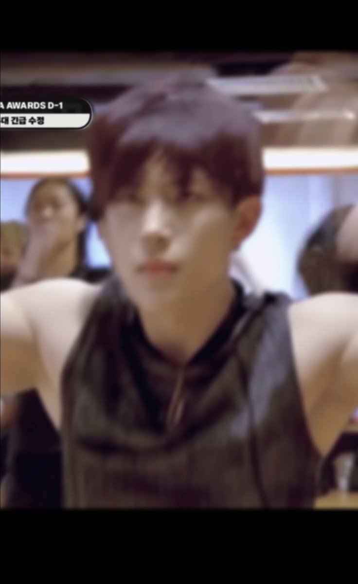 김건우 근육 (gw muscles) tweet media