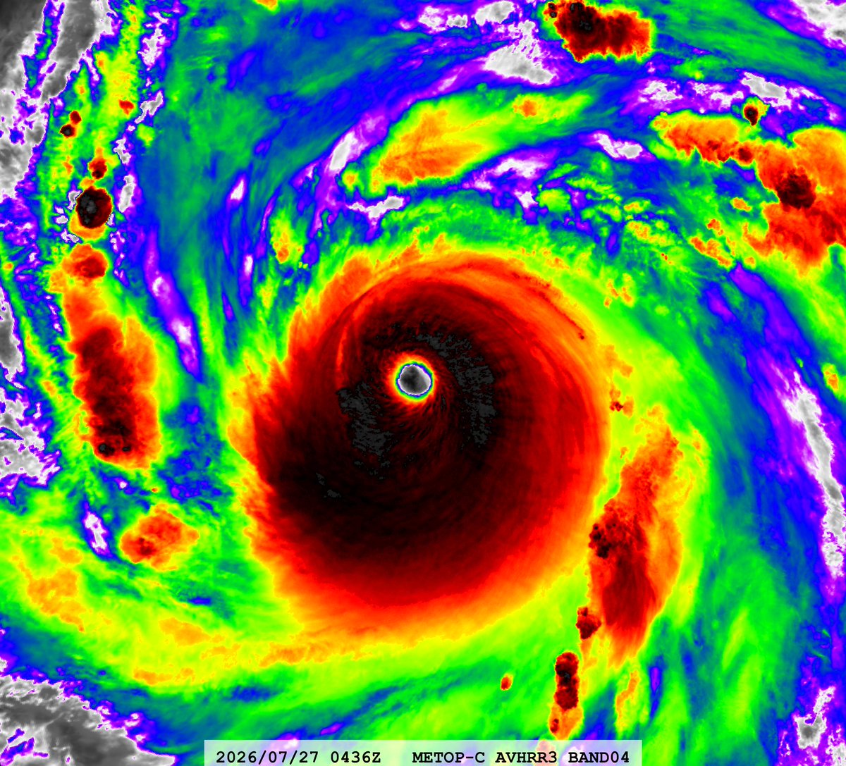 zeb199818's tweet photo. #07E Hurricane #GENEVIEVE
Satellite: #METOPC #AVHRR3
Channel : B04 (10.8 µm) 1.1 km
Time : 2026/07/27 0436Z
Eye Temp : 23.95 °C
Data Source : #EUMETSAT Data Store L1B
CPA : ~200 km https://t.co/Af78K8n3ve