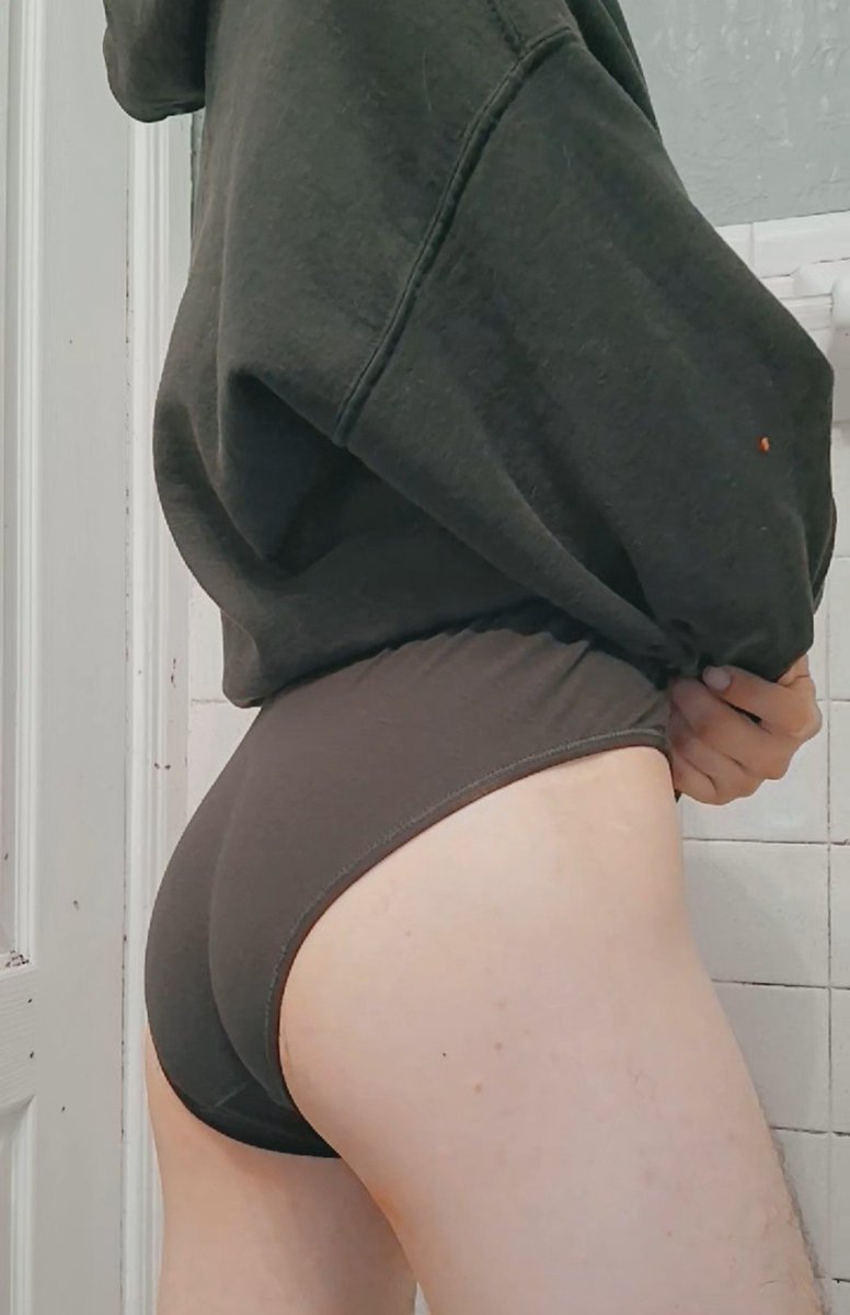 BunnyGotMoves's tweet photo. `
Drop that Dick righhttt here ♡ 

9/10s get videos n pics :>
#cockrate #dickrate #rateme #rate #nsfwtwtًً #nsfw #dickcompare #coclcompare #wankchat #goon #fyp #fypシ゚viral #bigcock #cocksize #bwc #bbc https://t.co/fJ0YUKnYbu