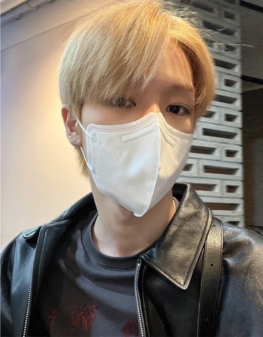 씅 tweet media