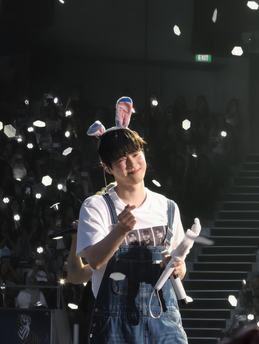 52242b's tweet photo. 사랑하는 준면시💓 https://t.co/yKu0acVNwk