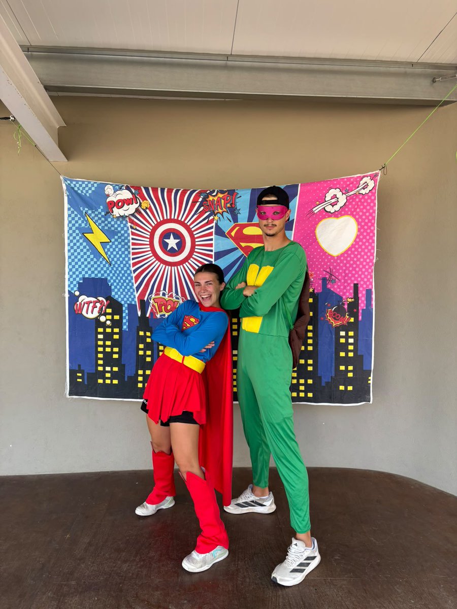 _maspatoxas's tweet photo. ¡Empezamos la semana con nuestros superhéroes! 💙✨

Los encargados de hacernos disfrutar cada día, llenando el camping de energía, risas y momentos inolvidables. ¡Sois los mejores!🙌🏻

#CampingMasPatoxas #Pals #VisitPals #CostaBrava #Empordà https://t.co/gFvgLPE6jd