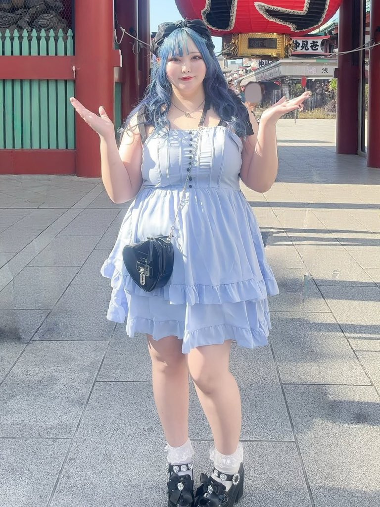 shion0_25mg's tweet photo. 世の中は女の子の体重を知らなすぎ。
これが「本当の85kg」の写真です。
腹のデカさだけでも覚えて帰ってください。 https://t.co/OEFSOytdxz