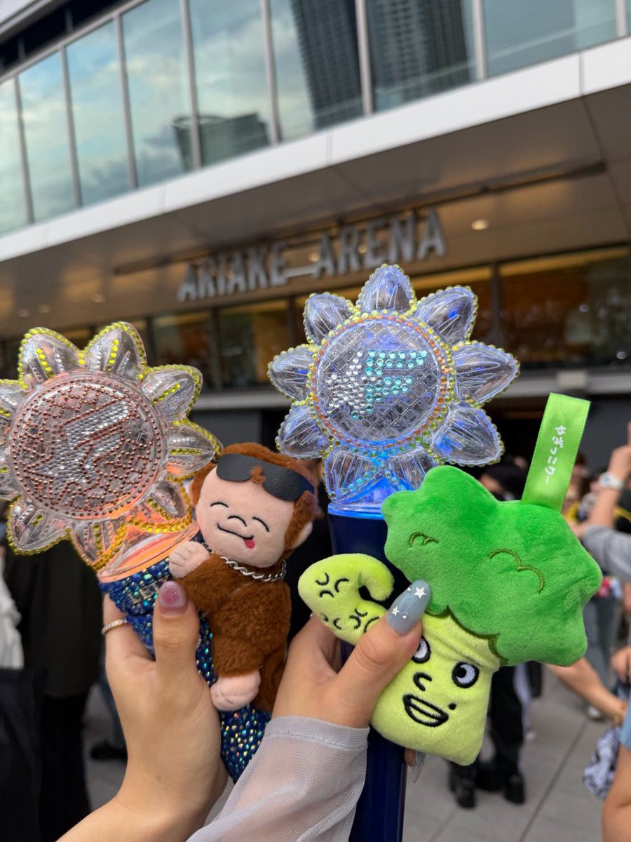Knikama___com's tweet photo. 🌻ARIAKE https://t.co/mZA9AhoCGM