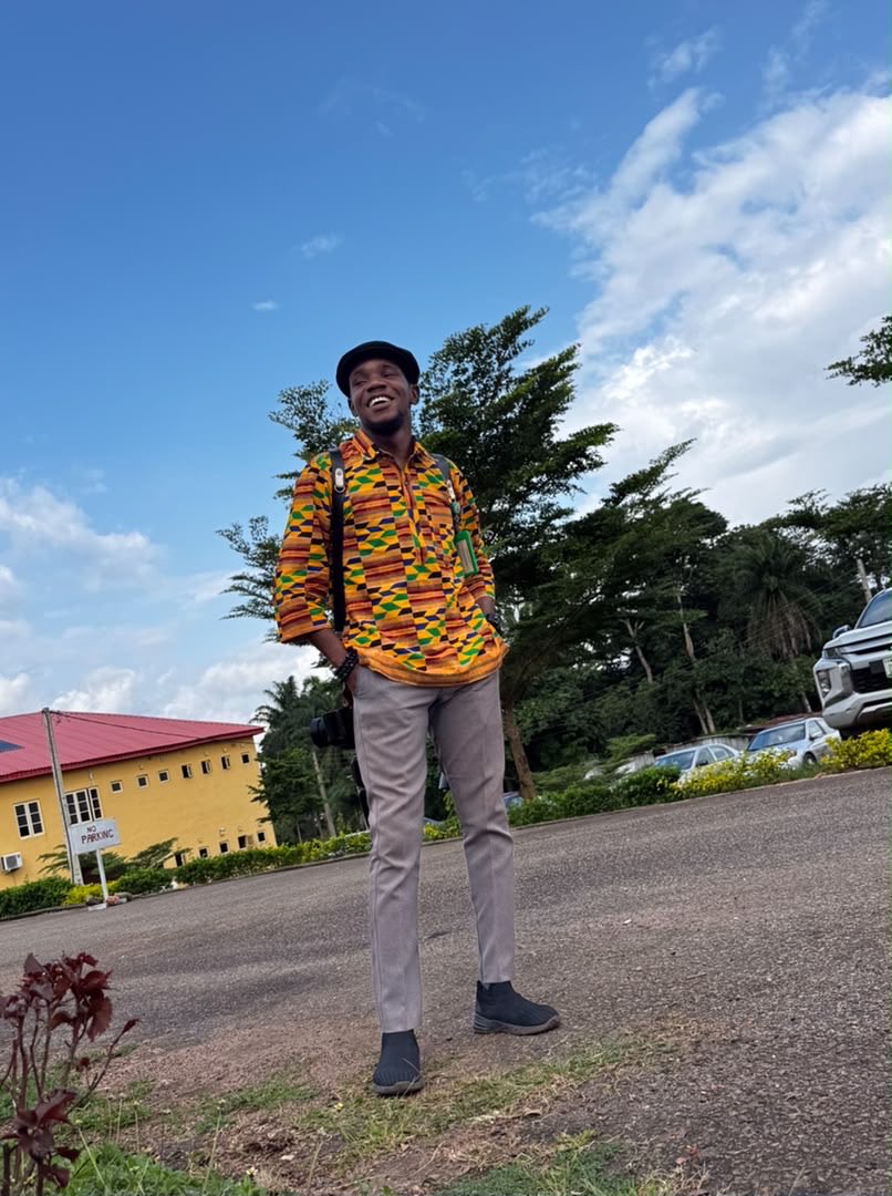 PUdoakang's tweet photo. Behind every great photograph is a photographer who chose to show up, even when nobody was watching.

I’m still showing up.

The journey continues. 📸❤️

#Photographer #Photojournalist #PhotographyLife #Nigeria #Creatives #MondayMotivation https://t.co/3xy8PRfXjh