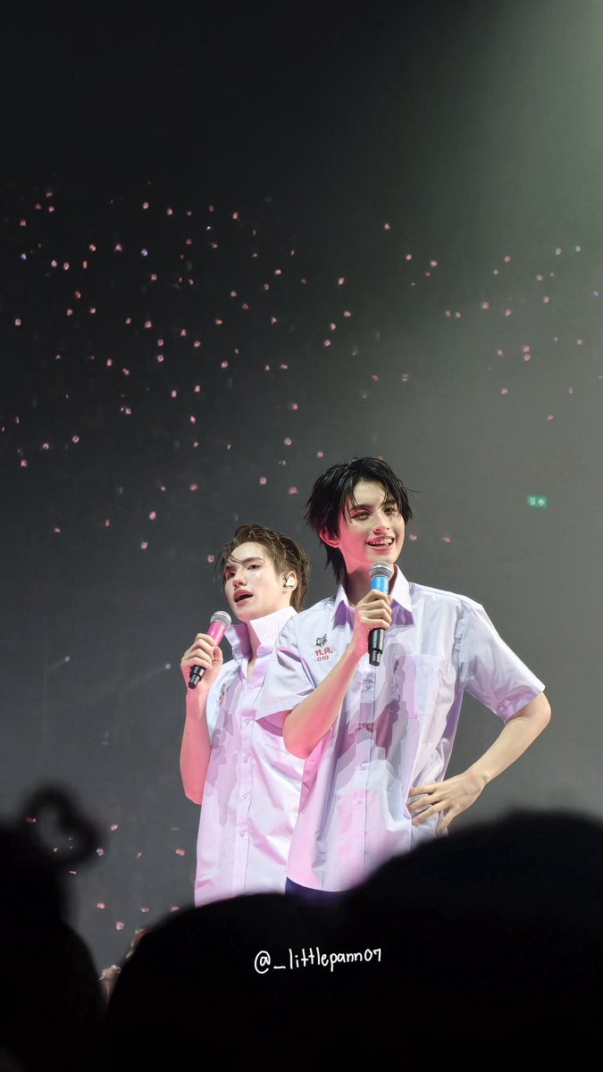 _littlepann07's tweet photo. ชอบมั้ยหน้าแมวแมว🩷🩵🐮🪽🫧

#PHUTATCHAI 
#AAashirakorn 
#BUS_LIGHTASONE https://t.co/CJo6aNm7nN