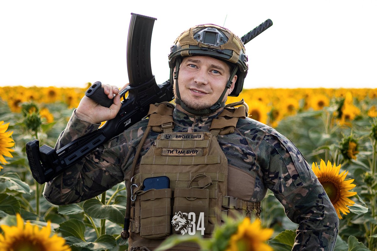 34obrmp's tweet photo. 🌻 May Ukrainian fields continue to bloom.

We’ll take care of the rest.

🔱 34th Separate Marine Brigade “Borysfen” https://t.co/fSBZhoEBce