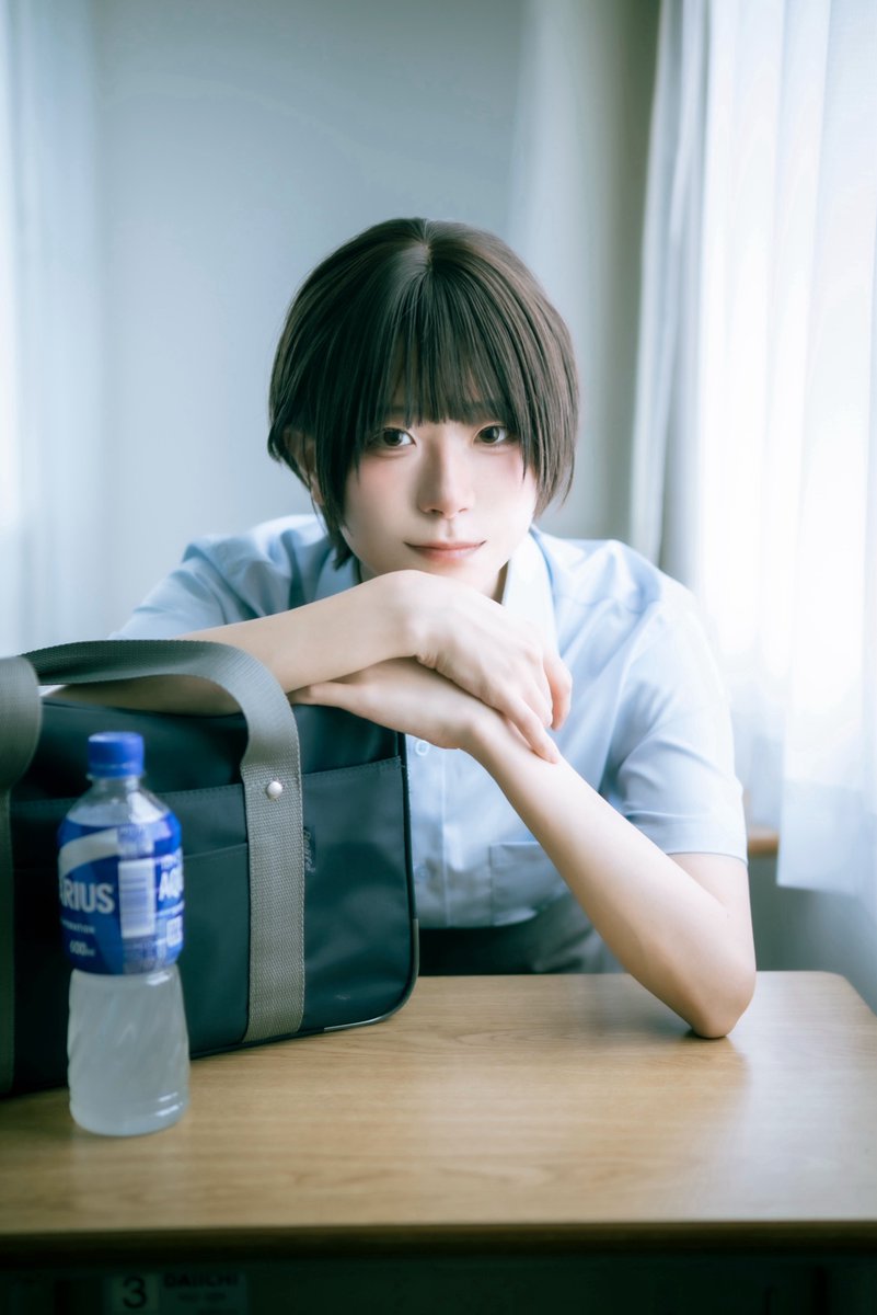 YMaK718's tweet photo. 後ろの席 https://t.co/cPsxWvhUWn