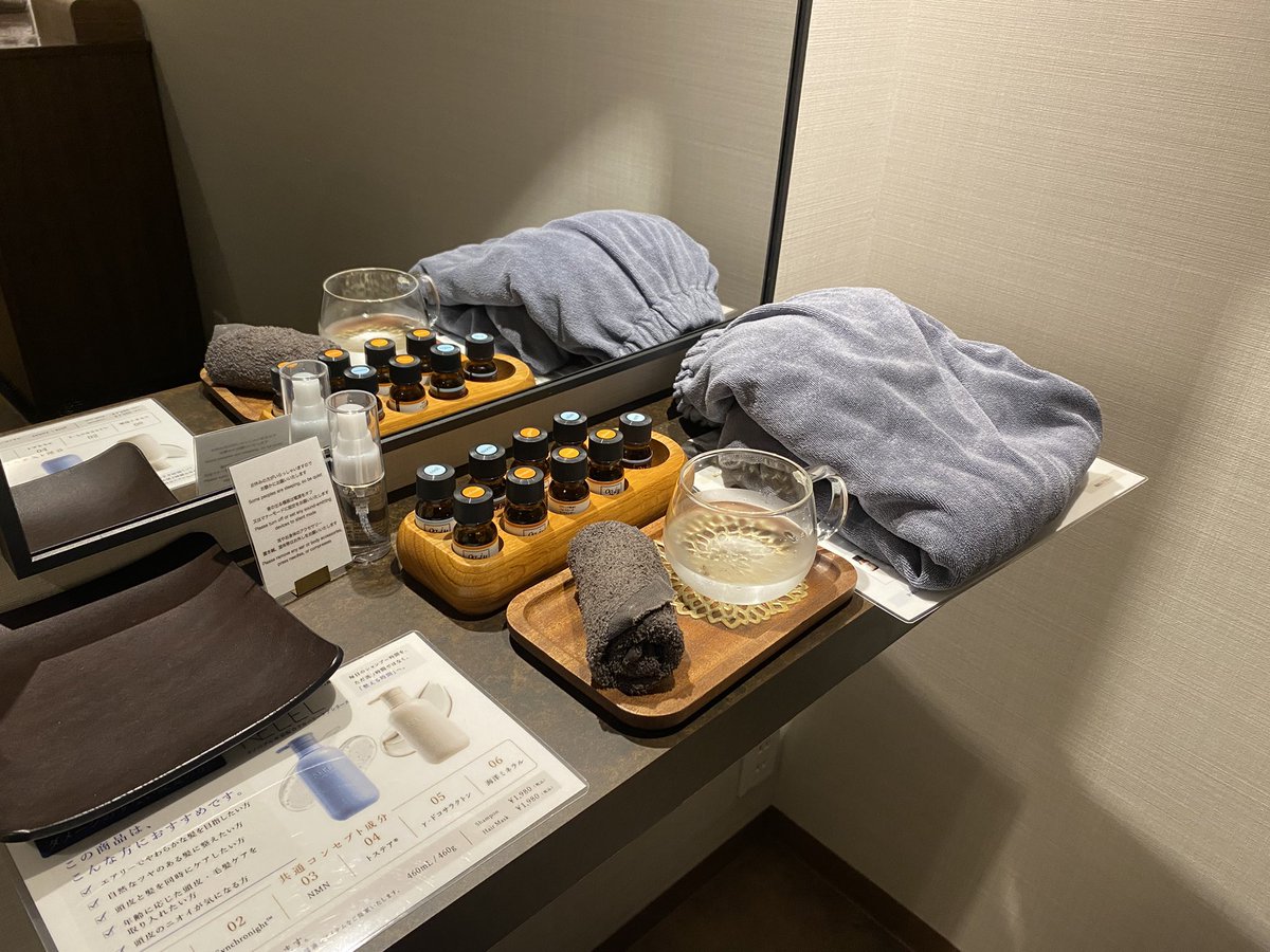 takeryu1989321's tweet photo. 今日はheadスパ行って来た。
肩甲骨〜首にかけて
ゴリゴリ言ってて😅💦
気持ち良くて眠りそうなのに
ゴリゴリで目を覚ますという(笑)
極楽なひと時でした😊
#1学期に一度のご褒美
#ヘッドスパ
#headconcierge https://t.co/xlMXSuZCqi