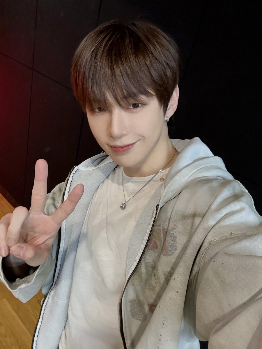 theskydaniel's tweet photo. @kd_officialx 내가 좋아하는 다니엘이 확실함돳🫡
#강다니엘 #KANGDANIEL https://t.co/0YJnP2zhLy