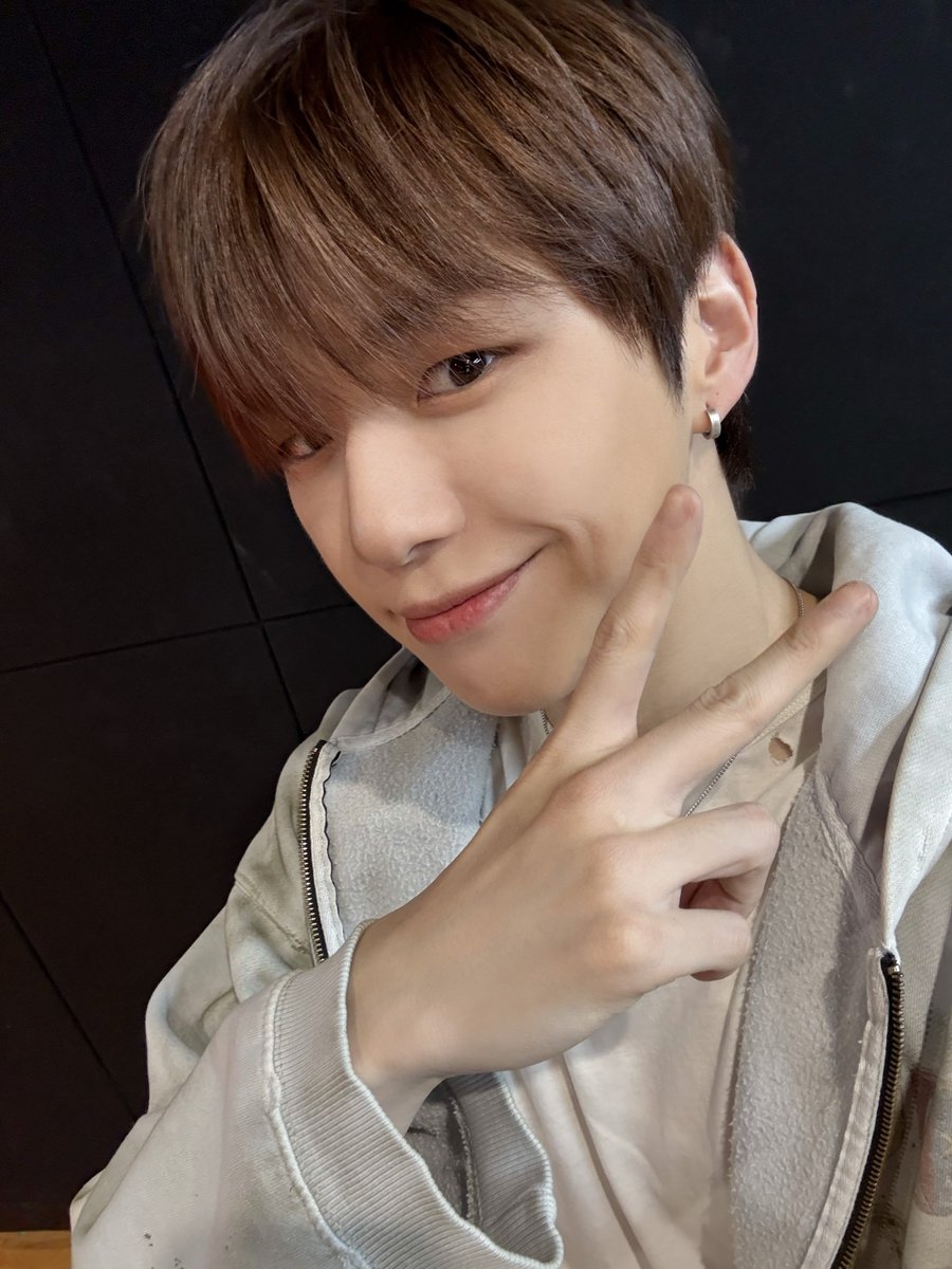 theskydaniel's tweet photo. @kd_officialx 내가 좋아하는 다니엘이 확실함돳🫡
#강다니엘 #KANGDANIEL https://t.co/0YJnP2zhLy