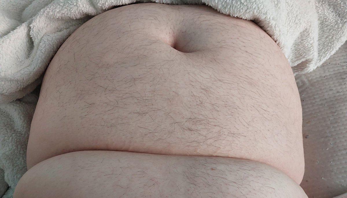 BigCuddlyDad's tweet photo. Have some belly https://t.co/1PIDneuWpk
