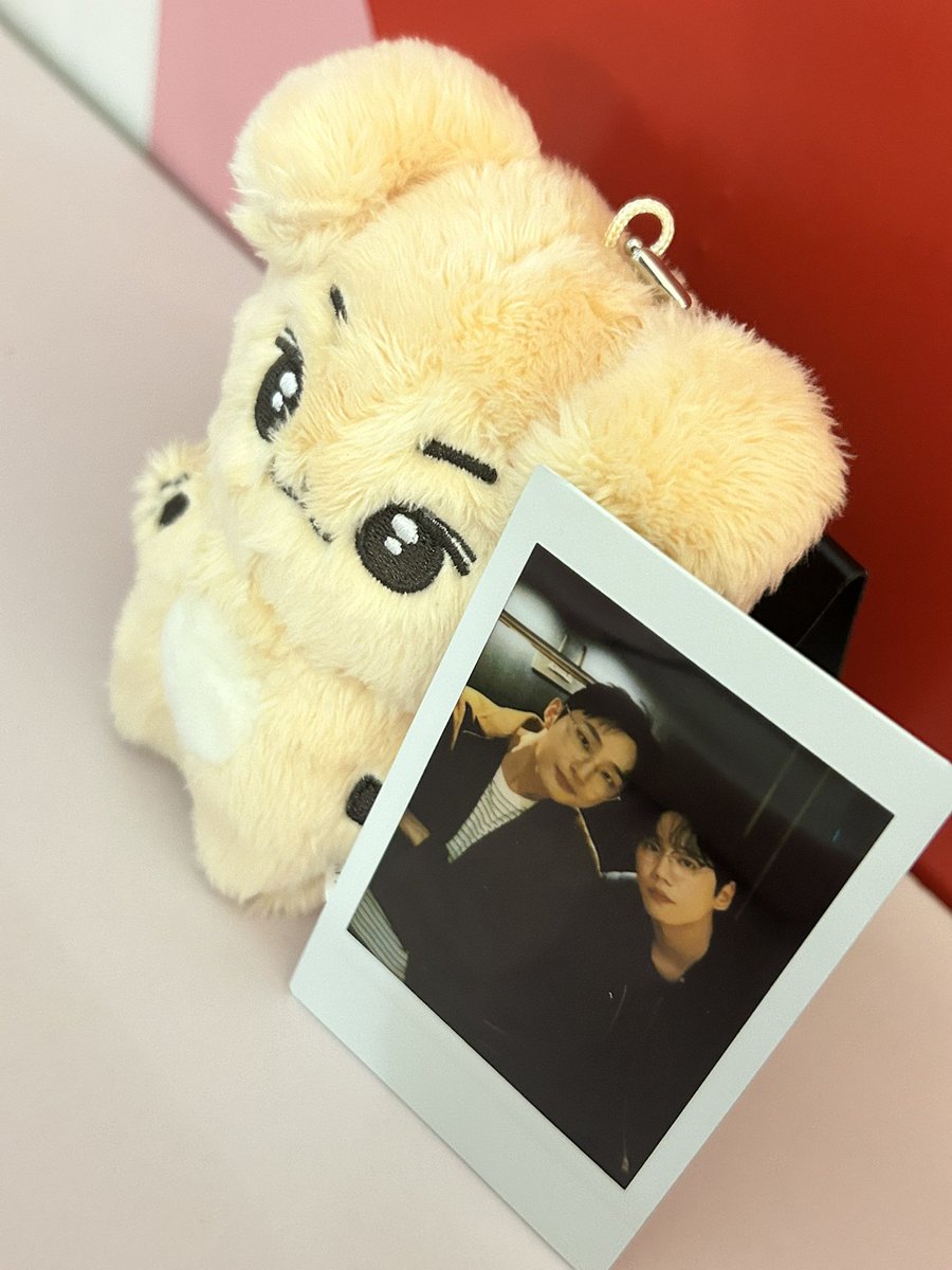 did1bib's tweet photo. 나 지금 누구랑 있게 https://t.co/9VjOoDF0Vo