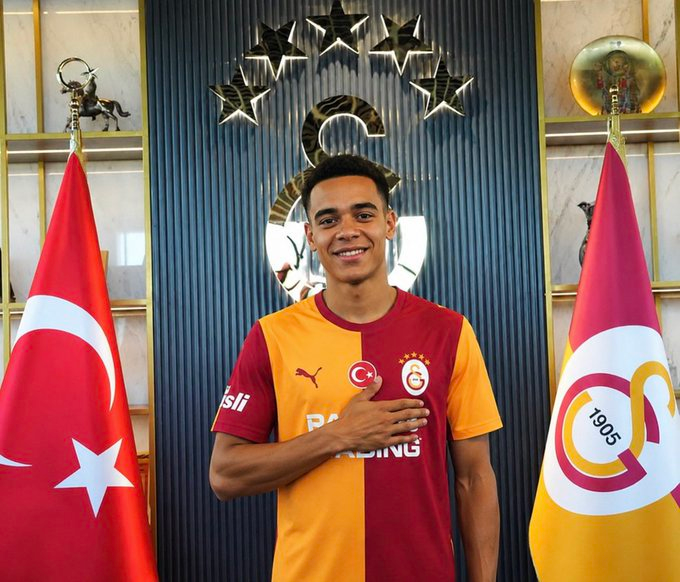 Atasaray⭐️⭐️⭐️⭐️⭐️ tweet media