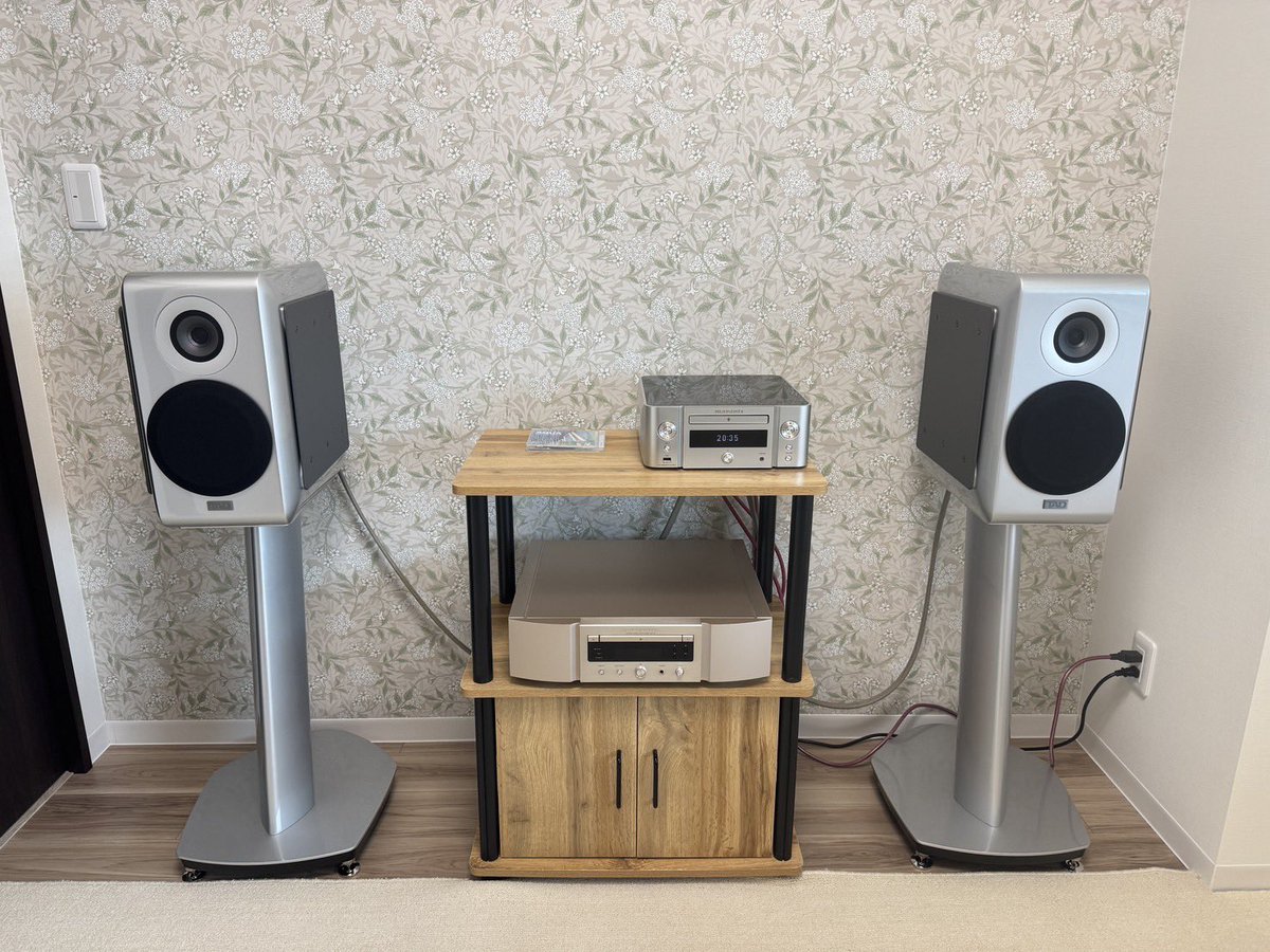 wave2port's tweet photo. アバック鳥取店

島根県出雲市の、お客様宅へ、TAD ME1TXを納品・設置させていただきました。

高い解像度や音場表現、音楽の実在感を求めてME1TXをお選びいただきました。

https://t.co/feqFMLdZqL

#TAD
#ME1TX
#島根県オーディオ https://t.co/NCt6ygaAcN