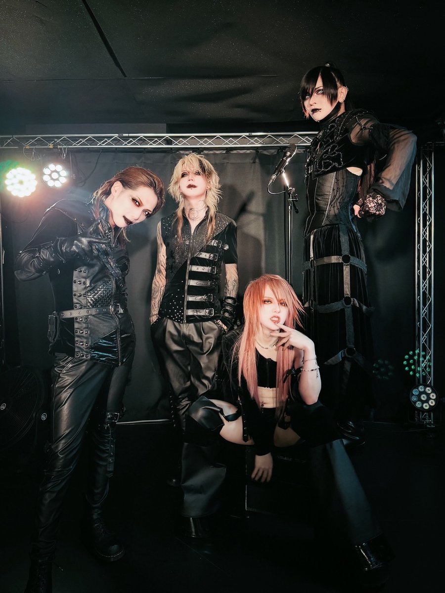 JILUKA Gallery (@JILUKAGallery) / Posts / X