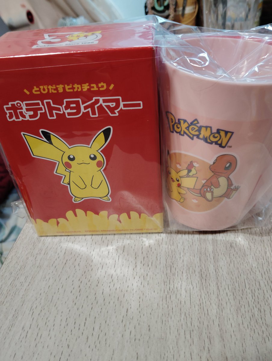 RIKKO0301's tweet photo. マクドナルドのサマーチャンスバック2026当選して買って来た！

ピカチュウタイマー思ってたよりちいさかったw

#マクドナルド　#ポケモン https://t.co/7FWmJfkMMe