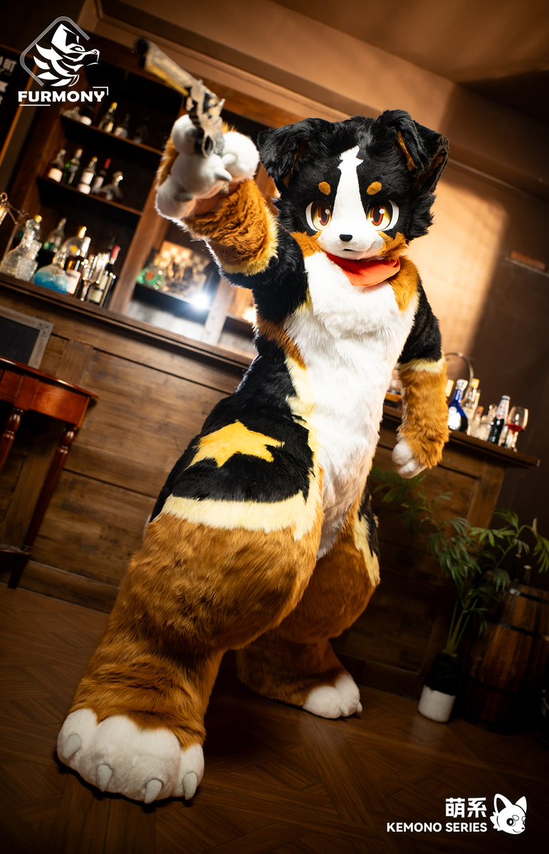 furmony's tweet photo. 「New Commission Finished」  
"I'll protect that smile of yours. Nice to meet you~"
Thanks for the trust from @borio_sheriff

#furmony #furry #fursuit #鸿萌造物 https://t.co/EcrOHUmZtn
