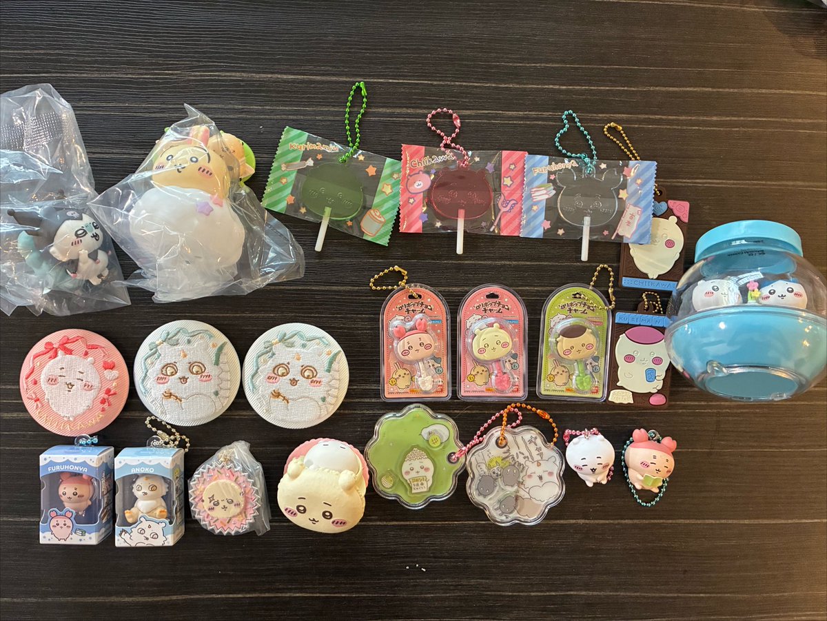 maya_DQX's tweet photo. ちいかわ　グッズ　交換
グッズ整理します！郵送のみ
譲　写真の物
求　モモンガグッズ(特にちいかわベビー　サンリオコラボ)
複数個と交換相談可能です！
検索からお気軽にどうぞ https://t.co/ORRoxmqHJw