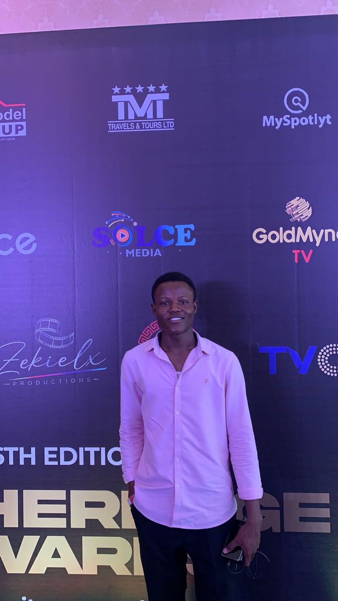 FuturePresido19's tweet photo. Last Weekend at #TheDataImmersed #TDI

Got there late but met with lovely people and like minded folks like myself. https://t.co/YmXhGty8XS