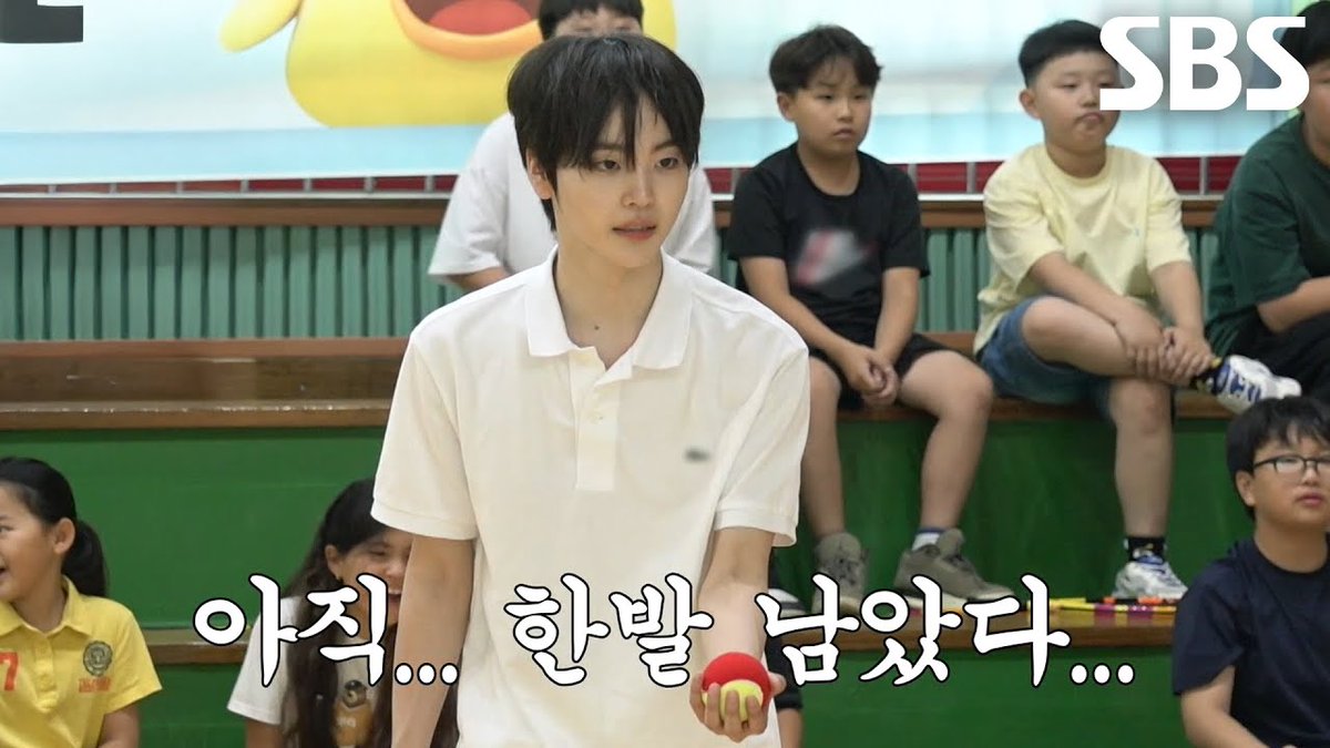 cravity__pez's tweet photo. 260726 제철리 마을회관 크래비티 형준

형준, 박빙의 승부 중 수빈의 실책으로 테니스 왕자 등극
https://t.co/tZ6VUhWPXn

박은영×수빈×형준, 댄스 능력 차지하기 위해 시작된 춤 배틀
https://t.co/Hzybs3v4lj

제철리 청년회, 마을 경로잔치 미션에 어르신들 총집합
https://t.co/CIm5Gt1BFJ https://t.co/zaDd54fBGg