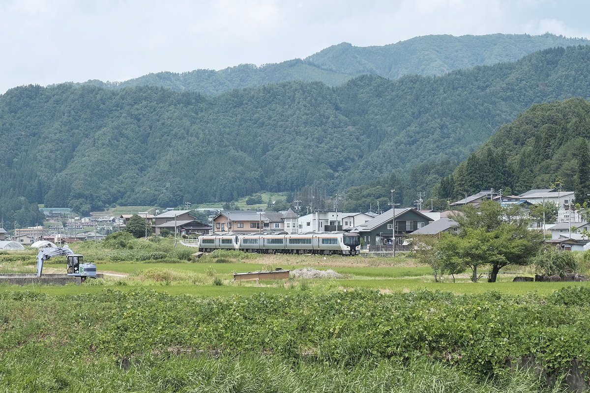 livetakayama's tweet photo. 向こうは飛騨市 https://t.co/cNYGe2D3Xe