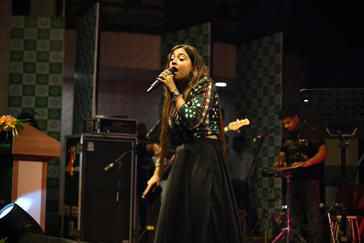 ictsantosh's tweet photo. rom lectures and lab work to lights, music and the Indian Idol trophy — what a story! KIIT Alumna Wins Indian Idol, and Jyotirmayee Nayak has made Odisha proud. #KIITianJyotirmayee https://t.co/MLhz5QdHY4