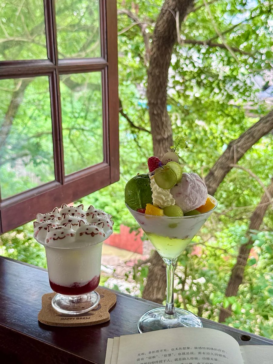 ronalpay's tweet photo. 下午茶的仪式感不必隆重，一块蛋糕、一杯茶，就够了。当舌尖触到甜的那瞬间，你会知道，生活还愿意给你糖。  #互fo  #互关  #ff  #互粉 https://t.co/vQTiOvmgnC
