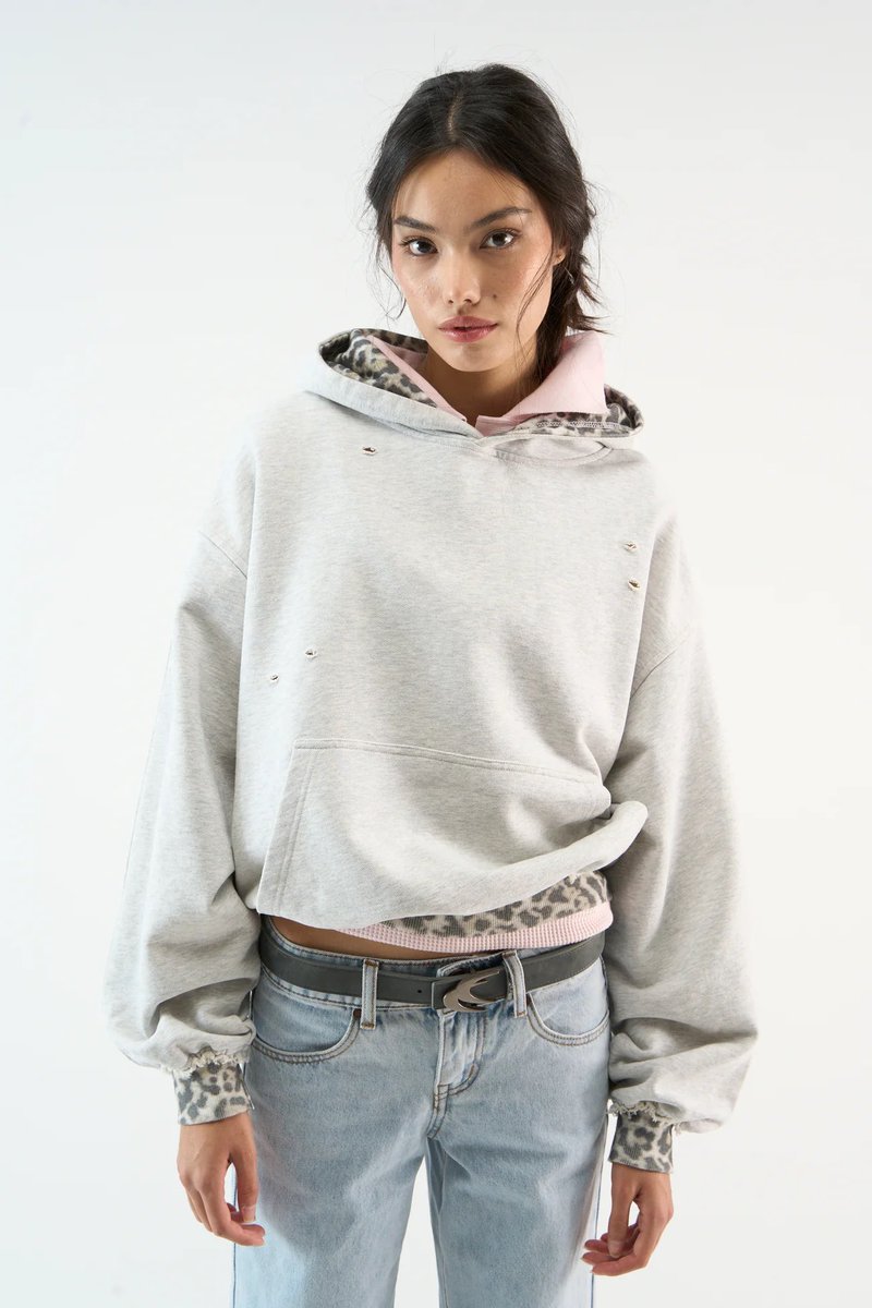 PrimpaHaus's tweet photo. 🔥 Scuffers hoodie เริ่มต้นที่ 4,790 รวมส่ง คับบบ

(ราคามีขึ้นลงตามเรทเงินนะคะ) https://t.co/NIkjUPUULY