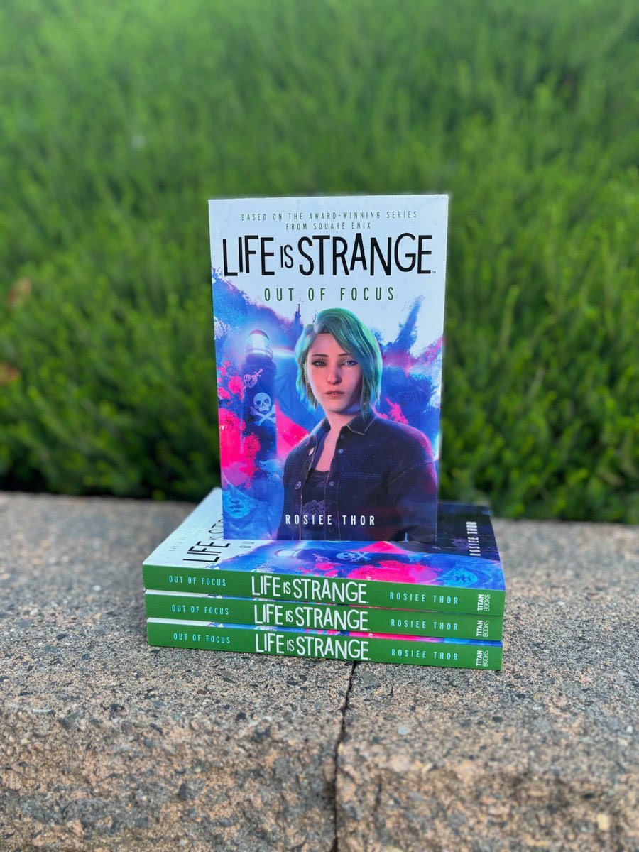 lLisFan1's tweet photo. Rosie Thor has produced a newsletter about the upcoming #lifeisstrange out of focus novel which features Chloe Price,if you want to sign up to it,the link is below
https://t.co/OrIx7dFmP2 https://t.co/ICWWOVSkiw