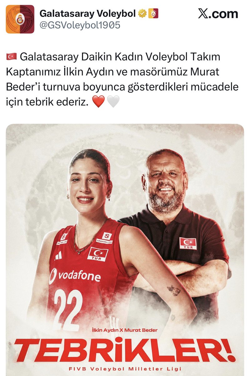 mutluhan_suner's tweet photo. BAŞKA BİR KAFA…‼️

Bu kafayla FUTBOLU ‘BOK’ ettiniz…

Yetmedi şimdi de VOLEYBOL’a el attınız.
Gören de zannederki bu iki isim sayesinde ŞAMPİYONLUK geldi…

MASÖR kaç sayı ve blok yapmış…⁉️
Artık iyiden iyiye FENERBAHÇE ile yarışacam diye KOMİK duruma düşüyorsunuz…🤣🤣🤣 https://t.co/jb69iSHzj3