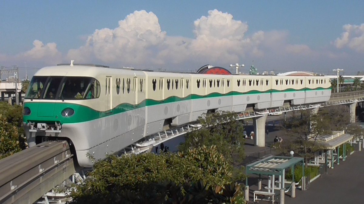 soutrain_0809's tweet photo. 25周年なのでリゾラ
 #これを見た人は6両編成の列車を出そう https://t.co/rjmB1b4pSX