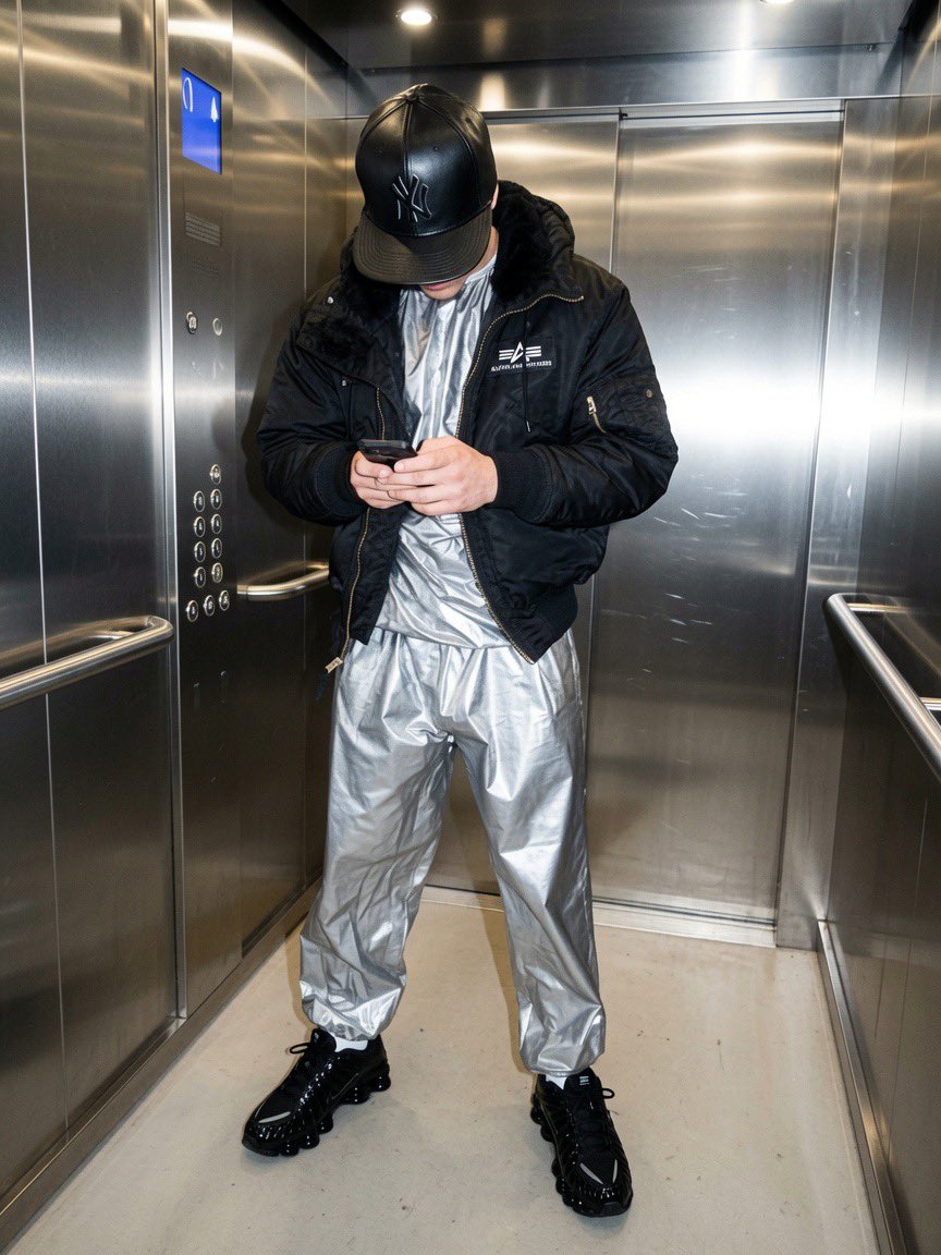 Alphaboy1985's tweet photo. ON HIS WAY TO HIS ALPHA @SkaterFozze https://t.co/uwP0a7DCYN