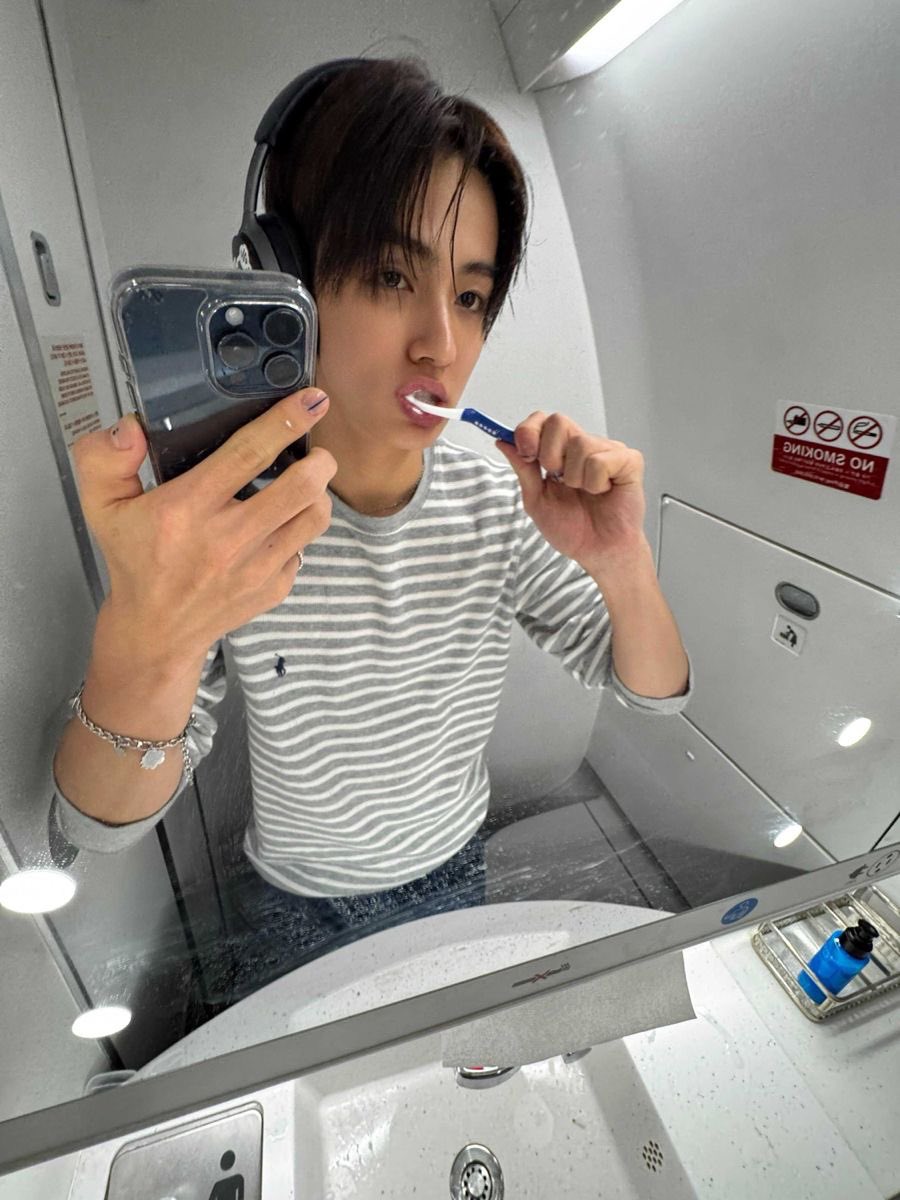 glutphim's tweet photo. #seonghyeoncore https://t.co/3Y8kUX2tfL